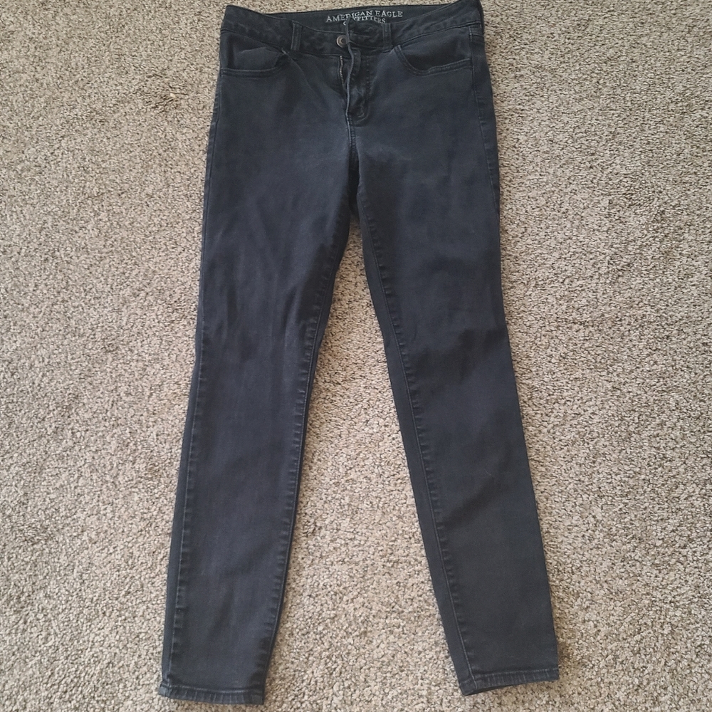 American Eagle Hi-Rise Jeans